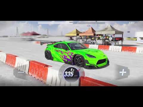 Playing showdown in csr2 using the Gr 86