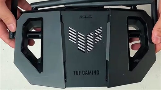 TUF小旋风Pro开箱 电竞路由器