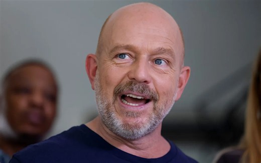 Steve Hilton campaign advert uses ‘creepy’ lesbian innuendo