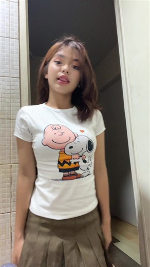 K. (@itsyour_kat)’s video of MERRY CHRISTMAS