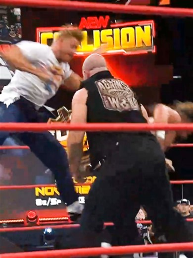 Orange Cassidy catches Jon Moxley with a mistimed Orange Punch, and Jay White CAPITALIZES with a Bladerunner! 😱 Watch #AEWCollision LIVE on TNT & HBO Max!