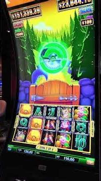 Almost Out of Cash When the BONUS HIT! #slots #casino #lasvegas