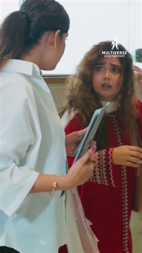 Itna Handsome CEO #madaar #shorts #humayounashraf #sumaiyyabukhsh