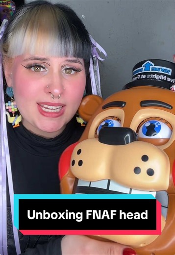 Unboxing Five Nights at Freddy's Head Figure
