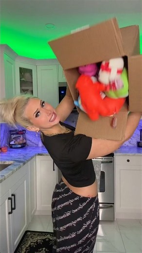 WHO HAS MORE? #squishy #squishies #fidgettoys #collection #needoh