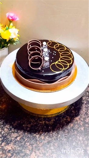 full garnish derk chocolate cake🍫🎂 #cakedecorating ideas