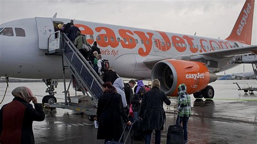 Apollo hijacks EasyJet takeover with £5.7bn bid, trumping Castlelake