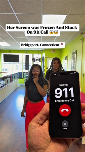 She Ran Out without Paying 😱 #moneytalkswireless #phonerepair #appleiphone #asmr #911