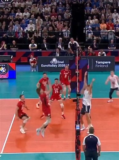 Not giving up 🤯🔥 Today's Eight Final match: Finland 🇫🇮 🆚 Greece 🇬🇷, 16.00 CEST Who will make it to the Quarter-Finals? 👇🏼🏐 📺 Watch LIVE on EuroVolley.TV #CEV #Volleyball #EuropeanVolleyball #EuroVolleyM