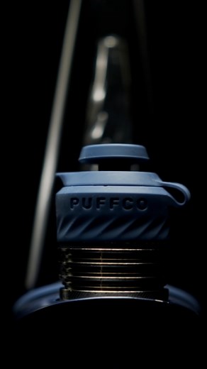 Lighting the Puffco Peak Pro in 6K 💨