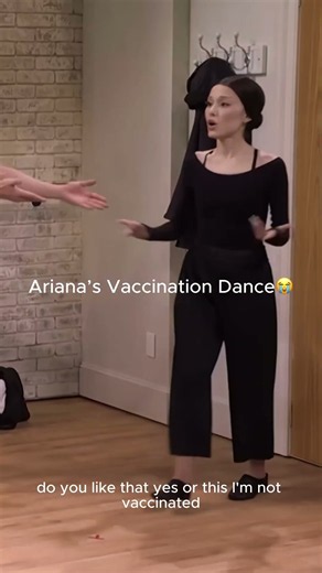 Ariana on SNL, vaccination dance 😭