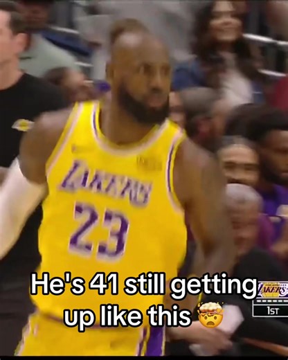 LeBron James Dominates in Lakers vs Pelicans Matchup