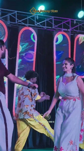 Anchor Rupa & Bhasker Amazing Dance Vibes: Thaluku Thaluku Chinnadi Song! #viral #old #shorts