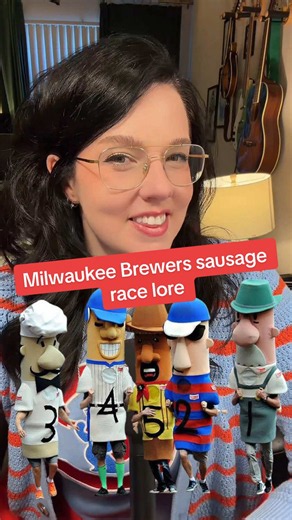 BASEBALL LORE: the Milwaukee Brewers sausage race. 🌭⚾️ #mlb #worldseries #mascot