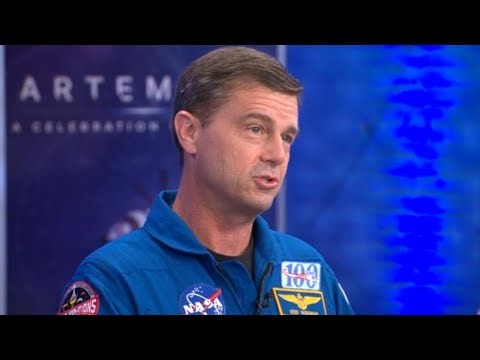 Artemis commander Reid Wiseman describes "dramatic and important warning" while on mission