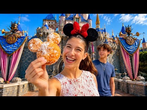 I Met My CRUSH 😘At DisneyLand! 🐭🎢