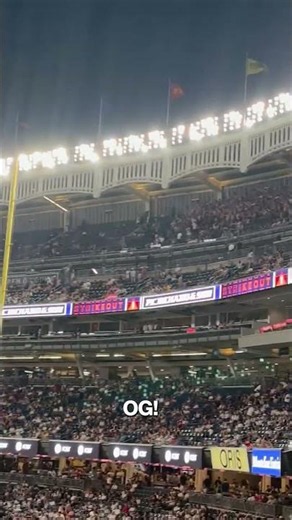 🏀 Knicks chants TOOK OVER Yankee Stadium! ⚾ #shorts