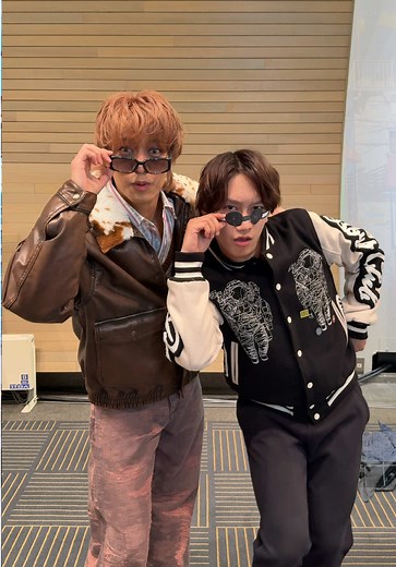 Theater Performance Featuring なにわ男子 and 藤原丈一郎