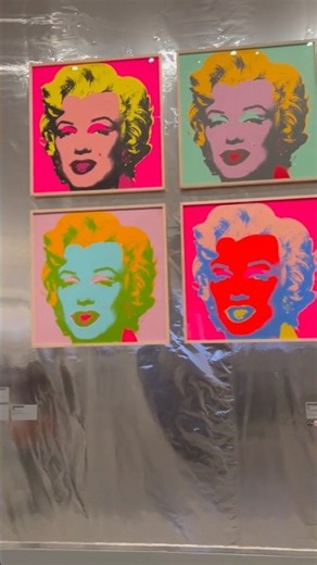Andy Warhol beyond the famous portraits 🎨 Paris