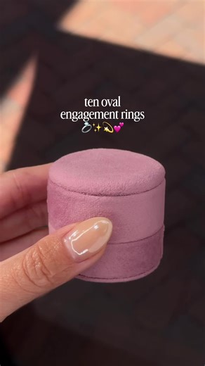 10 Stunning Oval Engagement Rings to Inspire