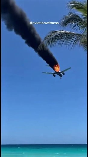 [SHOCKING] Eyewitness POV: Airbus A320 Engine Explodes Over Mediterranean!