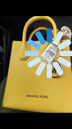 Sel on Instagram: "Nakakataba ng puso! Receiving something genuine and fresh from LA means so much to me, not because of its monetary value, but because it came from you, Ninang. Your thoughtfulness and love shine through in every gesture. Thank you from the bottom of my heart! 😘😘😘 Mag pakimkim pa ari ei, di ko na lang ipost at baka may makapaMasko pa🤣🤣🤣"