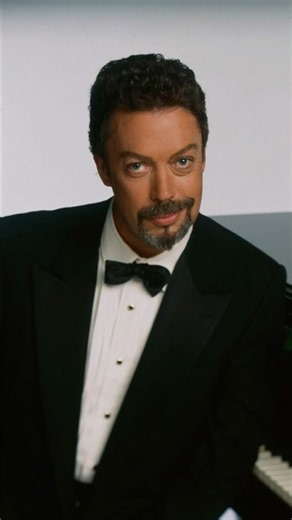Actor Tim Curry dies at 80