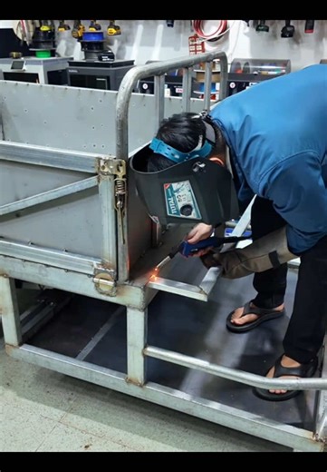 DIY 4-Wheel Family Cargo Vehicle Assembly Guide