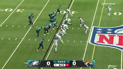Travis Hunter's second catch of 2026 season goes for chain-moving pickup in London