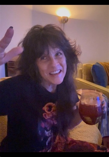 Rhiannon Fleetwood Mac music chat session — full clip