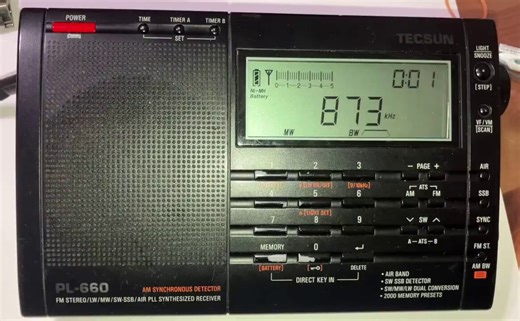 NHK熊本からQSL（ベリレター）が届きました！ラジオ第2放送を受信。ベリカードの発行はないとのことですが、ベリレターでもしっかりデータが記載されていて十分ですね！ご当地どーもくんのシールをいただきました！また、切手も返送していただき感謝に堪えません。#BCLhttps://t.co/ZjWTBR99eN