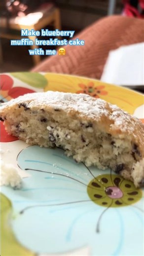 Make blueberry muffin breakfast cake with me! #breakfast #baking #jesusteama