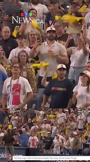 Blink-182's Tom DeLonge gets emotional as Padres fans sing 'All the Small Things'