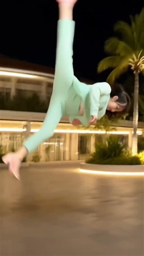 How Is This Even Possible?! 😳🔥 #Contortion