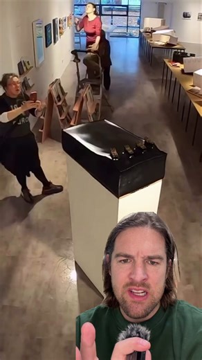 Would you buy this piece of modern art? #art #fyp | Modern Art