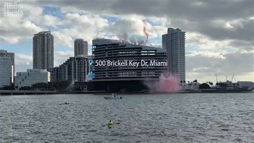 The Mandarin Oriental Miami on Brickell Key came down Sunday in the largest controlled implosion in Miami in over a decade. https://t.co/stLs2ATEIX 📹: @pportalphoto ✍️: @VinodSreeharsha