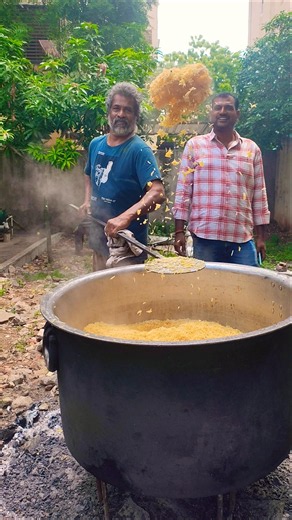 🚫✨ Not Magic... Biryani Flying in the Air! 💯 40 Years of Annachi Master's Skill 👨‍🍳🍛#AbhiramCaterers