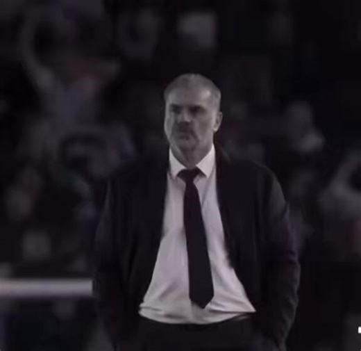 Bayern saw this and rushed Kane back. ✌️