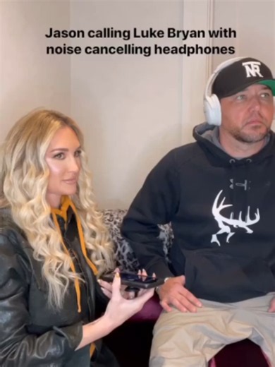 Jason Aldean Pranks Luke Bryan at Concert — Funny Live Moment