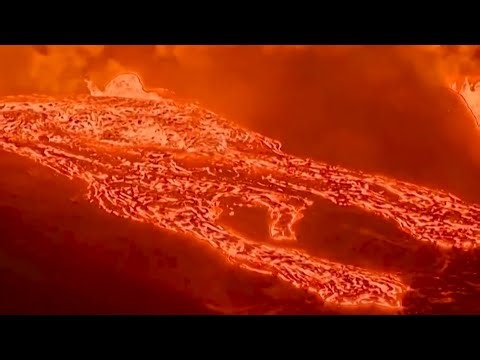 Hawaii's Kilauea volcano edges closer to eruption