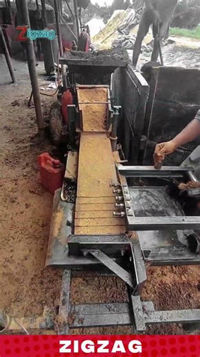 Workers Producing Solid Bricks with Conveyor Press Machine System