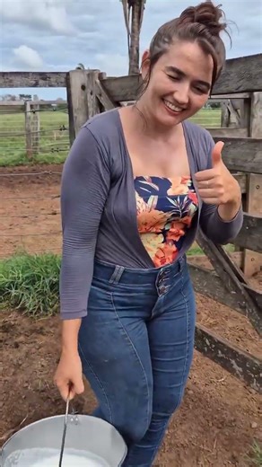 Peaceful Village Life | Carrying Fresh Milk on the Farm 🐄🌿 | Rural Lifestyle Vlog #villagelife