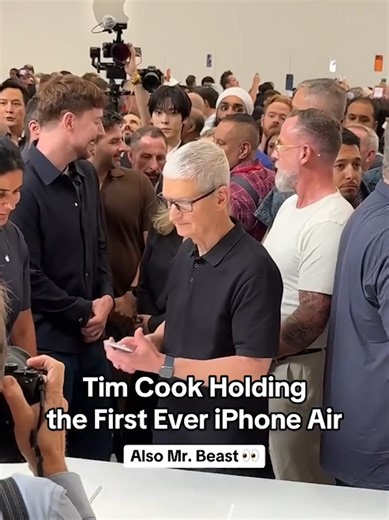 Tim Cook's Apple Legacy: $3T Growth & Sustainability