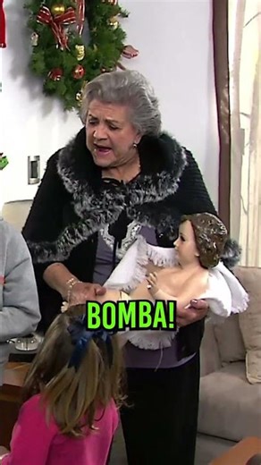 😡 ¡Cómo que ya tienes novia! #LaRosaDeGuadalupe