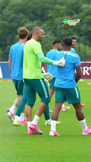 AMIZADE DE MILHÕES! 🤣🇧🇷 #shorts