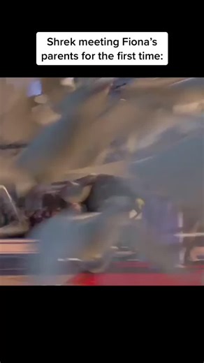 The dove went: splat #fyp #foryoupage #shrek #shrek2 #shrekislove #comedy #bsimone #effects #foru #fy