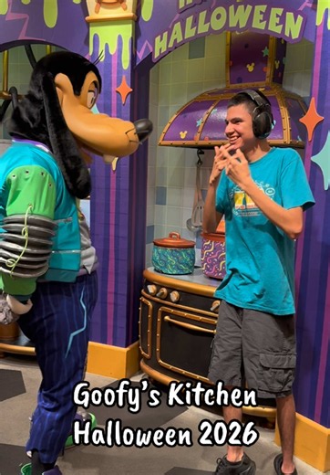 Goofy’s Kitchen Halloween 2026 character dining at Disneyland