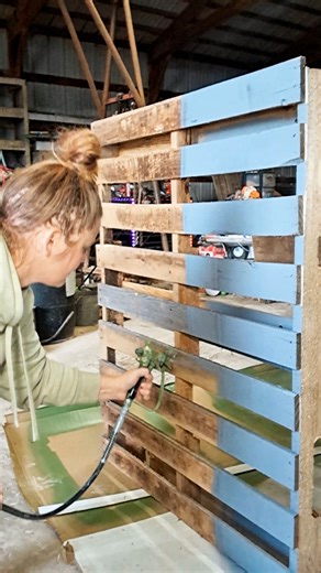 Last year, painting the fence took me 3 weekends. This year? Just one afternoon. 💨 The secret: VEVOR Stand Airless Paint Sprayer. Smooth finish, zero streaks, and way less sweat.🎨 🛒 𝗢𝗿𝗱𝗲𝗿 𝗵𝗲𝗿𝗲: https://s.vevor.com/QTZDUI 🏷️ 𝗖𝗼𝗱𝗲: 𝗩𝗜𝗣𝗙𝗔𝗡𝟱 (Extra 5% off) #VEVOR #VEVORDIY #DIYProject #HomeDIY #paintsprayer #homediy #tools | VEVOR Home Improvement