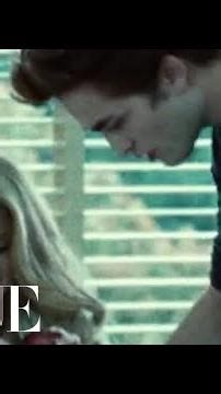 Robert Pattinson Explains the Twilight Fingers Thing