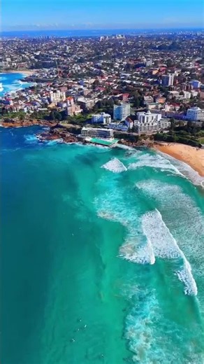 Discover the beautiful Bondi Beach in Sydney, Australia! 🌊☀️🇦🇺 #australia